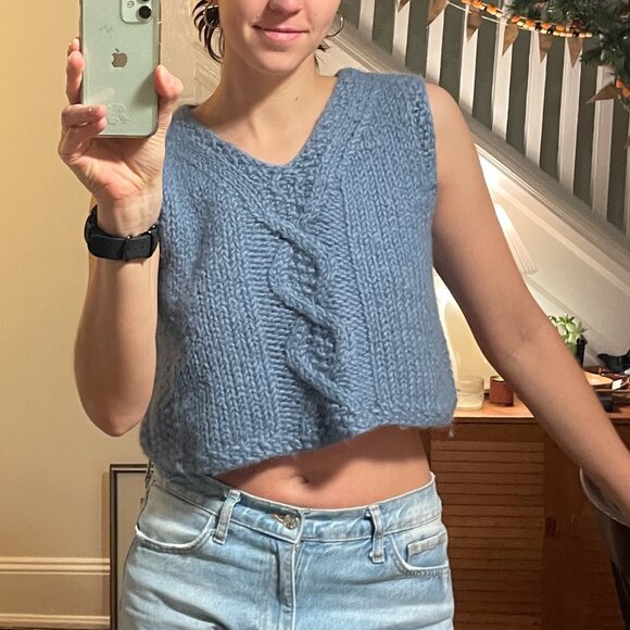 Hand knit sweater vest - Picture 4 of 5